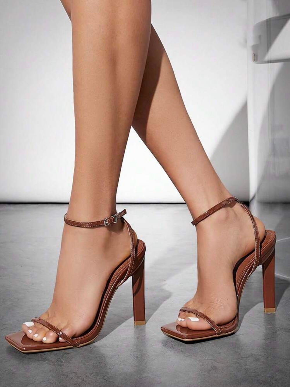 SHEIN Brown Strappy Square Toe Heels Size 8